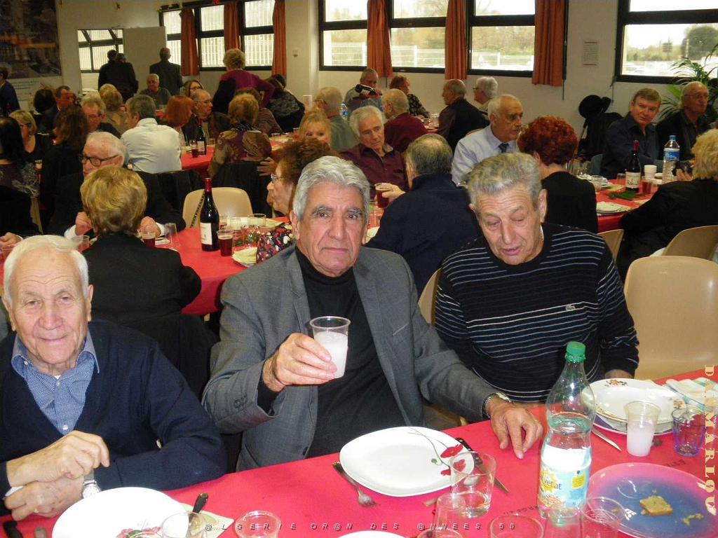 2015 12 19 ST LAURENT DU VAR REPAS DE NOEL AVEC L ALFAN (8).JPG